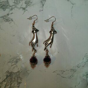 Lady Hands Earrings (350)